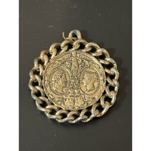 Vintage‎ Pendant Commemorative Queen Victoria Louis Philippe Medallion